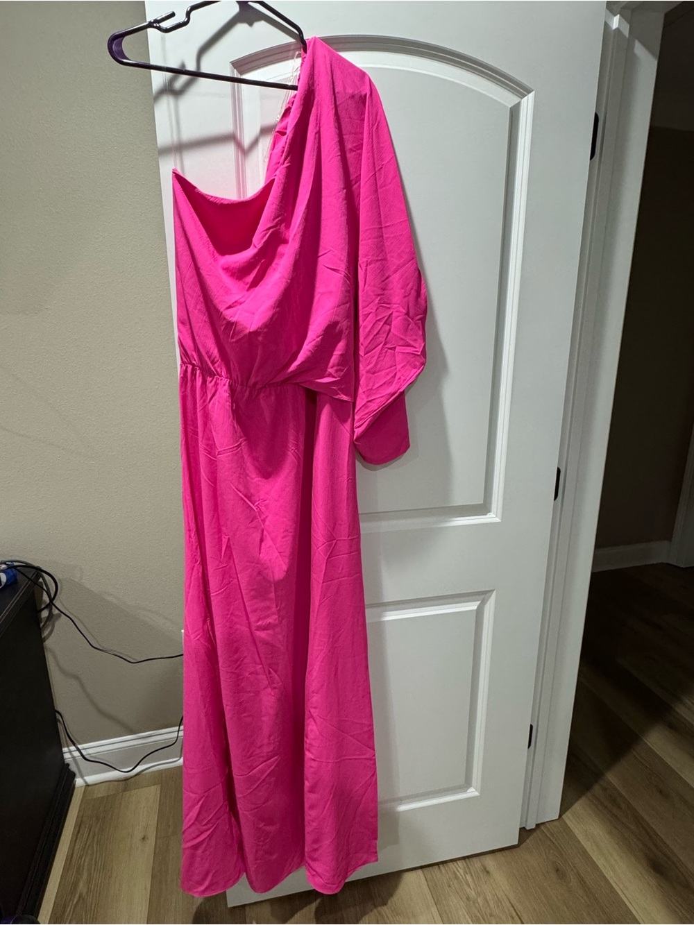 Elegant Pink One-Shoulder Maxi Dress